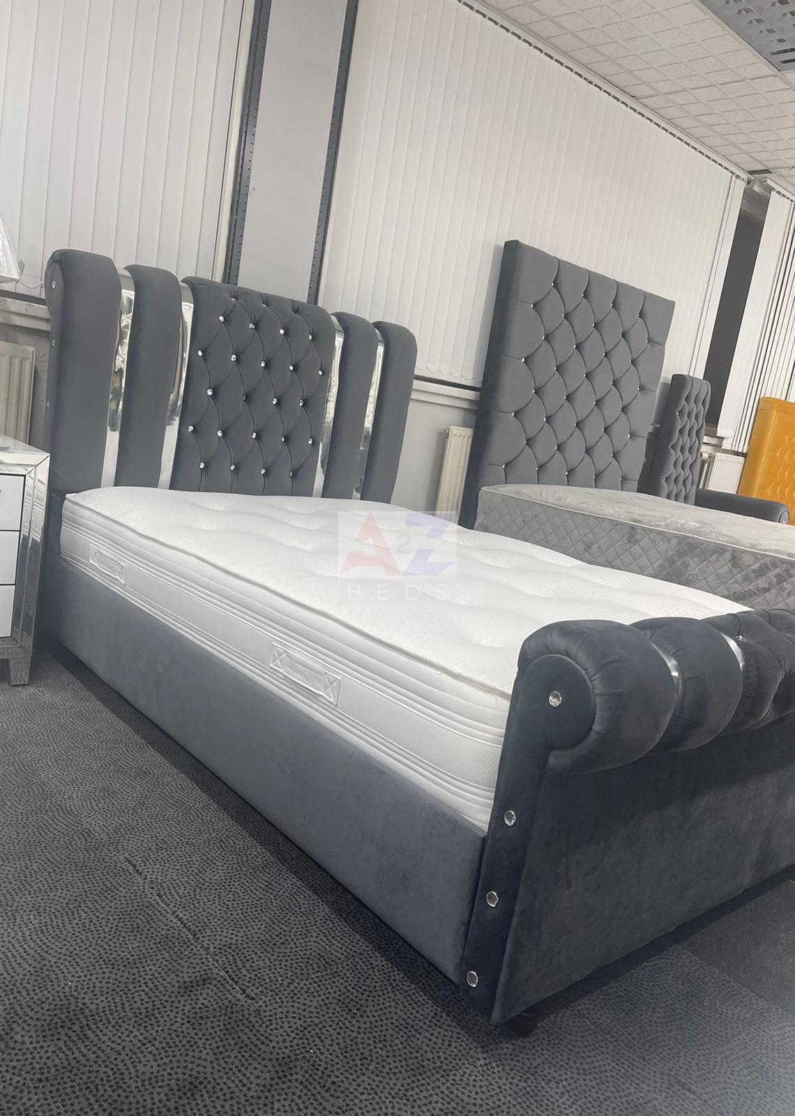 Special Sleigh bed